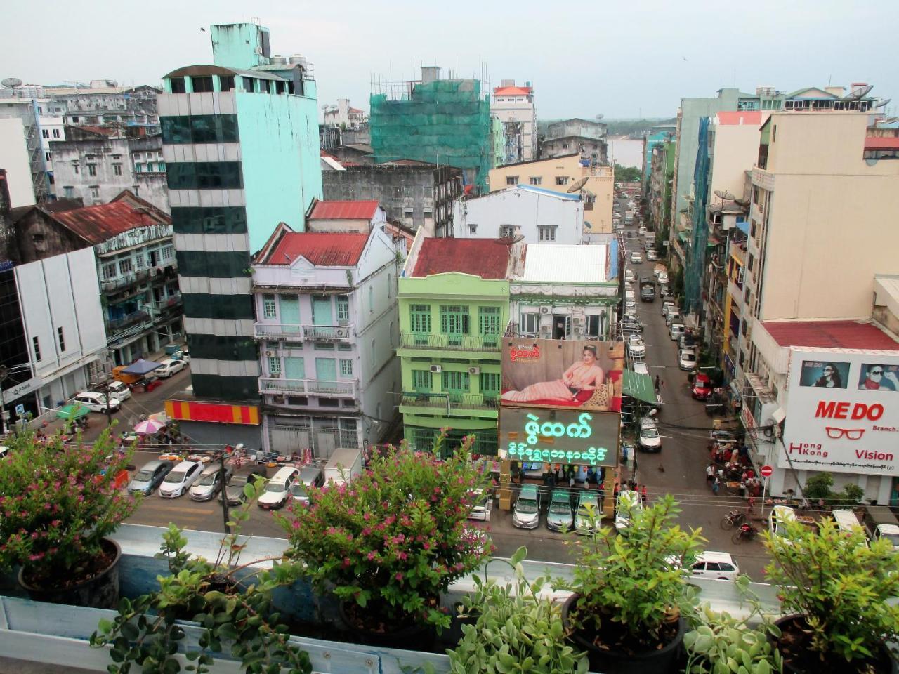 Motel Season Yangon