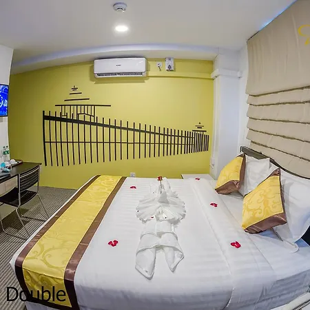 Holiday Season Motel Yangon Extérieur photo