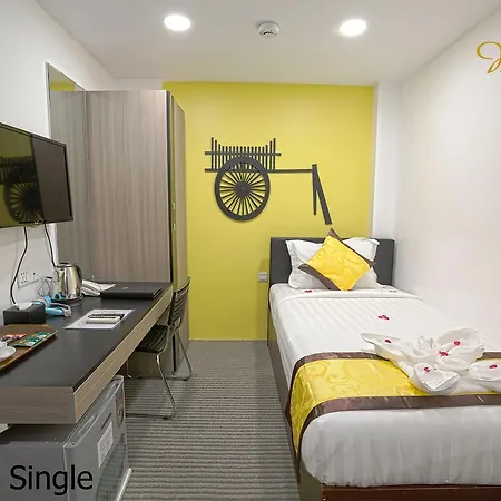 Holiday Season Motel Yangon Extérieur photo